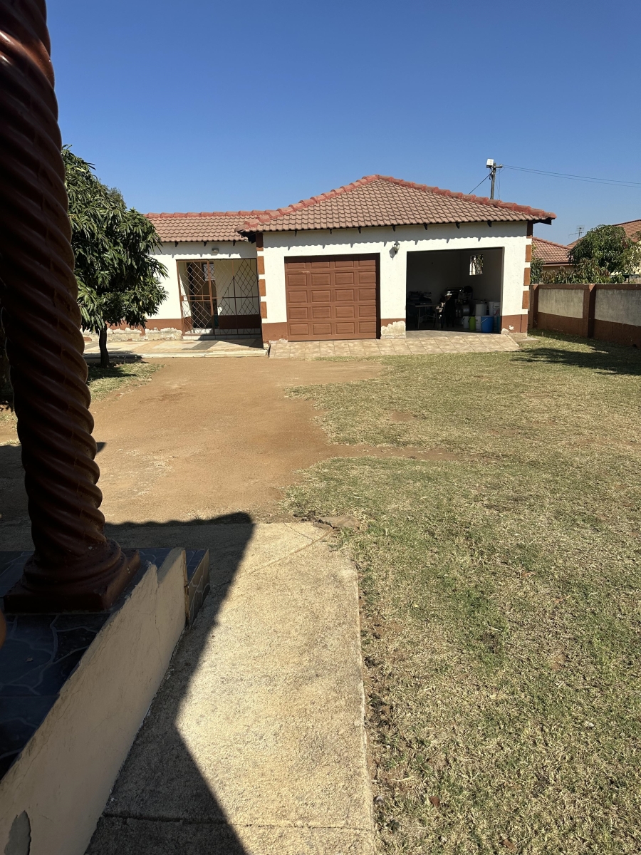 3 Bedroom Property for Sale in Mogwase Unit 4 North West